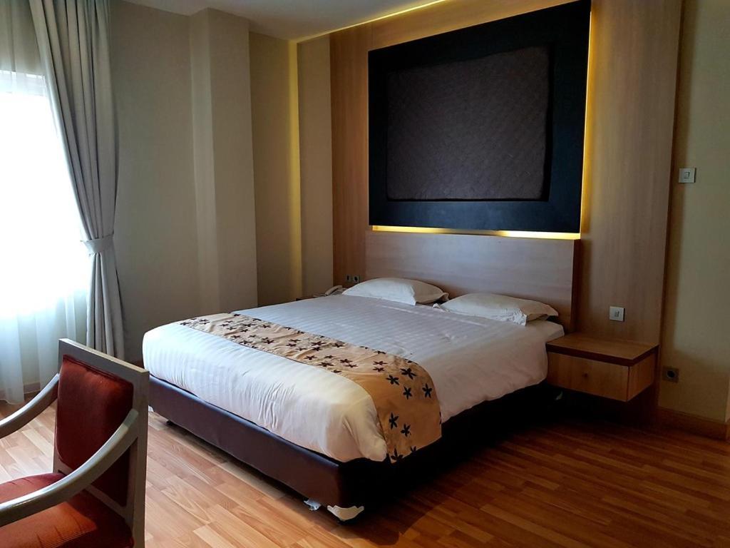 Mutiara Suites Jacarta Exterior foto